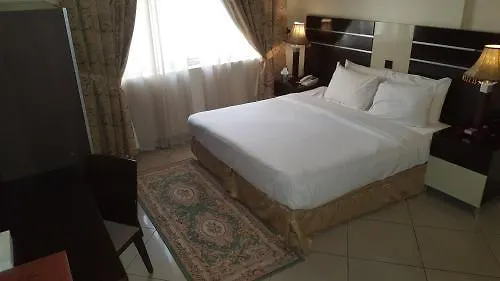 Boulevard City Suites Hotel Apartments Дубай