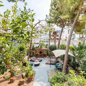 https://pure-olive-garden-apartment-sitges.catalonia-hotels.com
