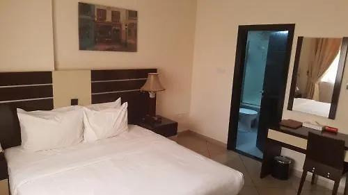 Boulevard City Suites Hotel Apartments 迪拜